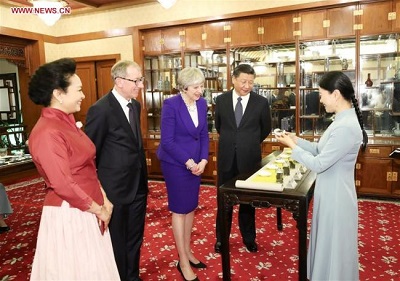 Theresa May Commits to Environmental Issues with Gift for Xi